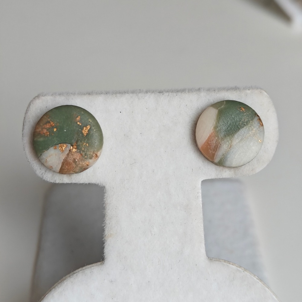Marbled Stone Clay Stud Earrings Green White Gold Tone Leaf Round Circle Small